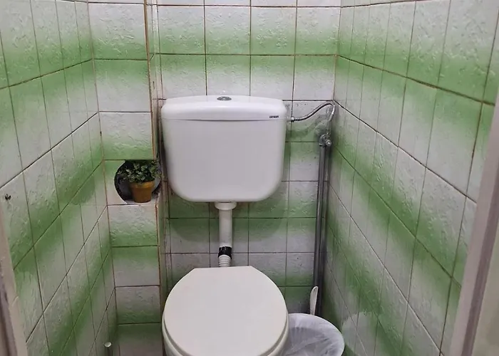 Cozy House With Spacious Yard Apartman *